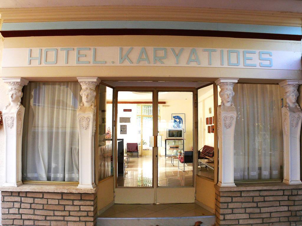 Hotel Karyatides Agia Marina  エクステリア 写真